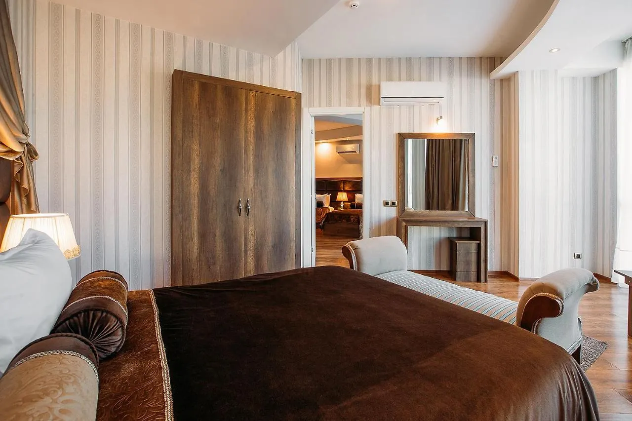 Green Queen Hotel Tiflis